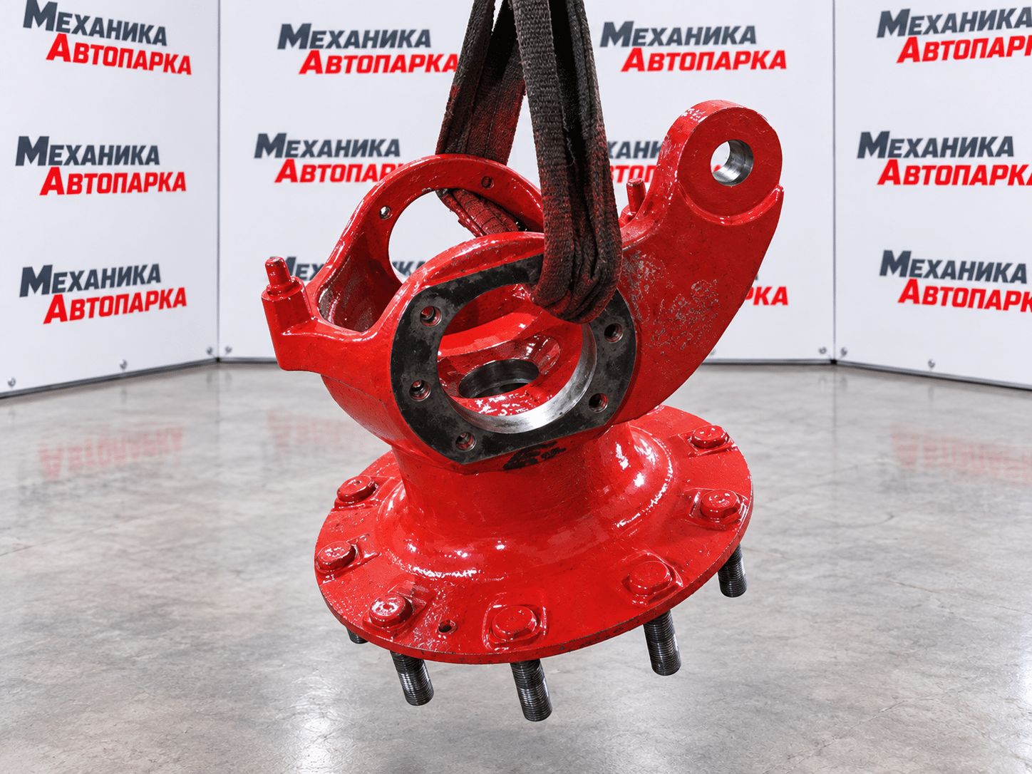 Восстановление поворотного кулака автопогрузчика Manitou