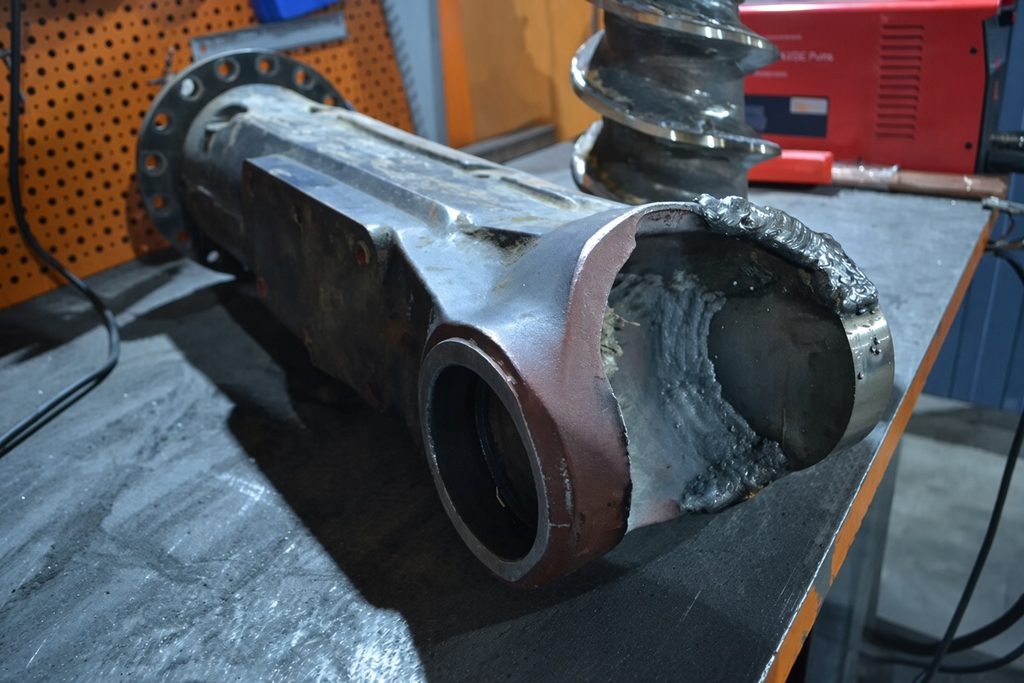 Ремонт чулка переднего управляемого моста экскаватора Hitachi ZX 160
