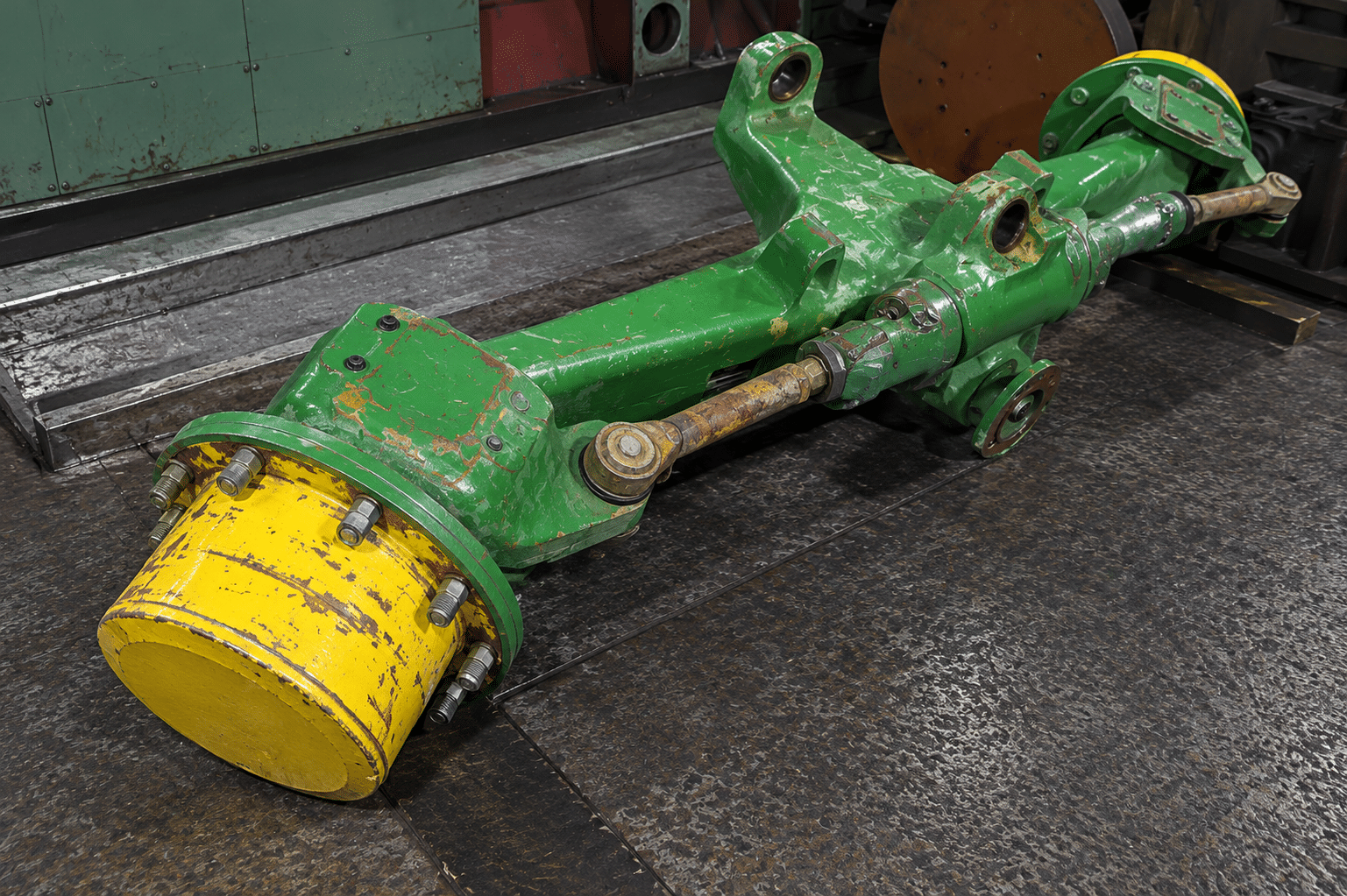 Восстановление посадочных мест моста и каретки John Deere