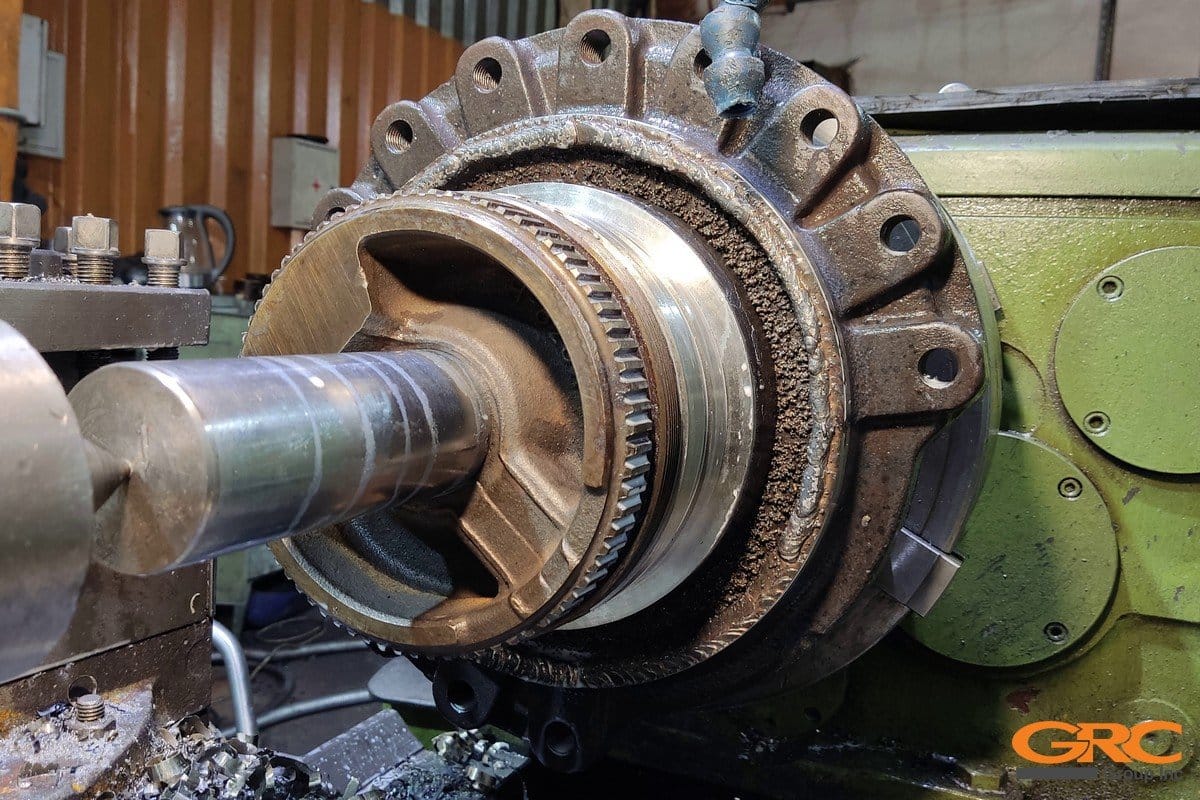 Ремонт бортового редуктора от экскаватора Хитачи (Hitachi)