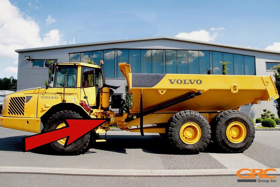 Ремонт сочленения самосвала VOLVO A35D